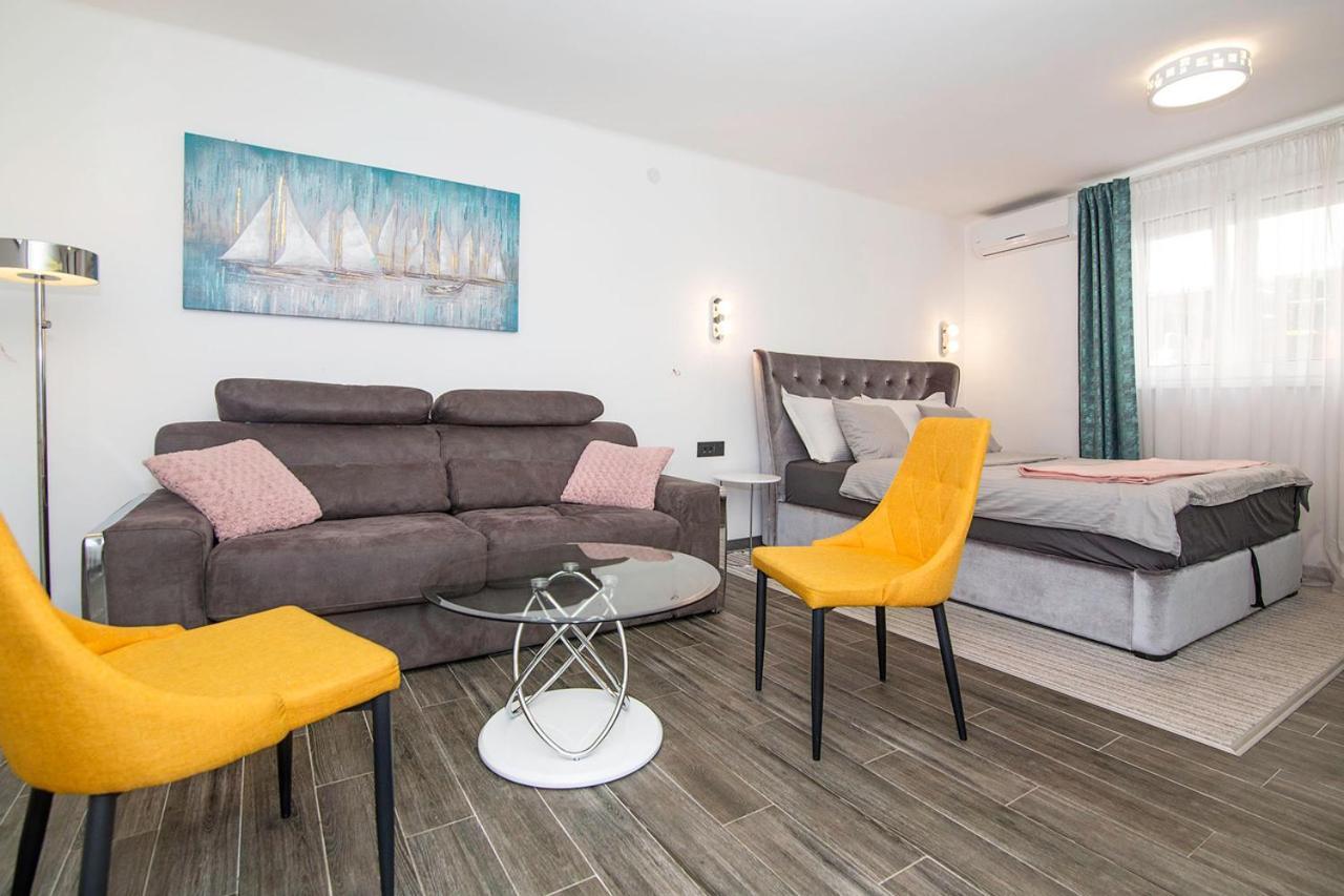 City Center Apartment Belgrado Exterior foto